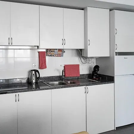 Almada Downtown 302 ポルト