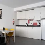 Almada Downtown 302 Apartman
